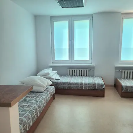 Hostel Szkolne Sezonowe Nr 3 *