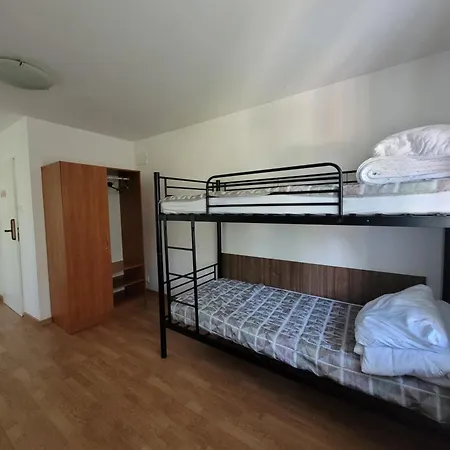 Szkolne Sezonowe Nr 3 Hostel *