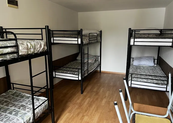 Szkolne Schronisko Mlodziezowe Sezonowe Nr 3 *