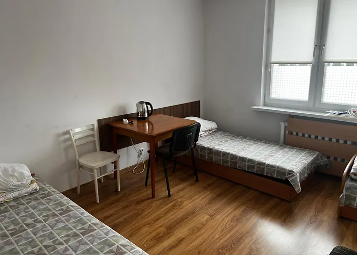 Szkolne Schronisko Mlodziezowe Sezonowe Nr 3 *